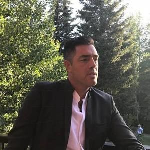 Meet your Posher, Marc